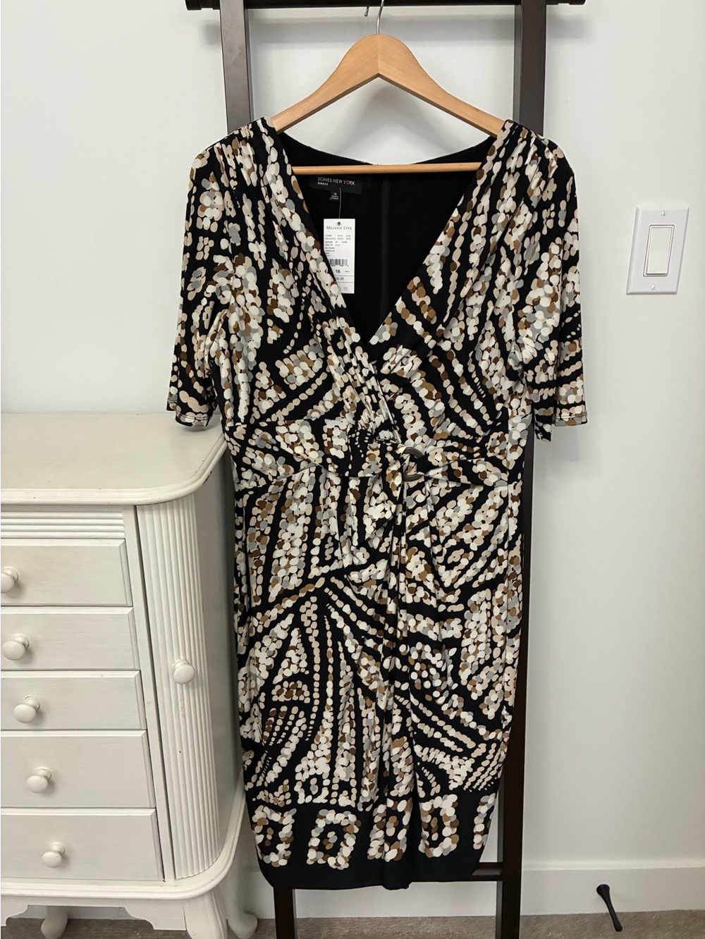 Jones New York Black/Cream/brown Printed Dress. Size 16. Brand new!